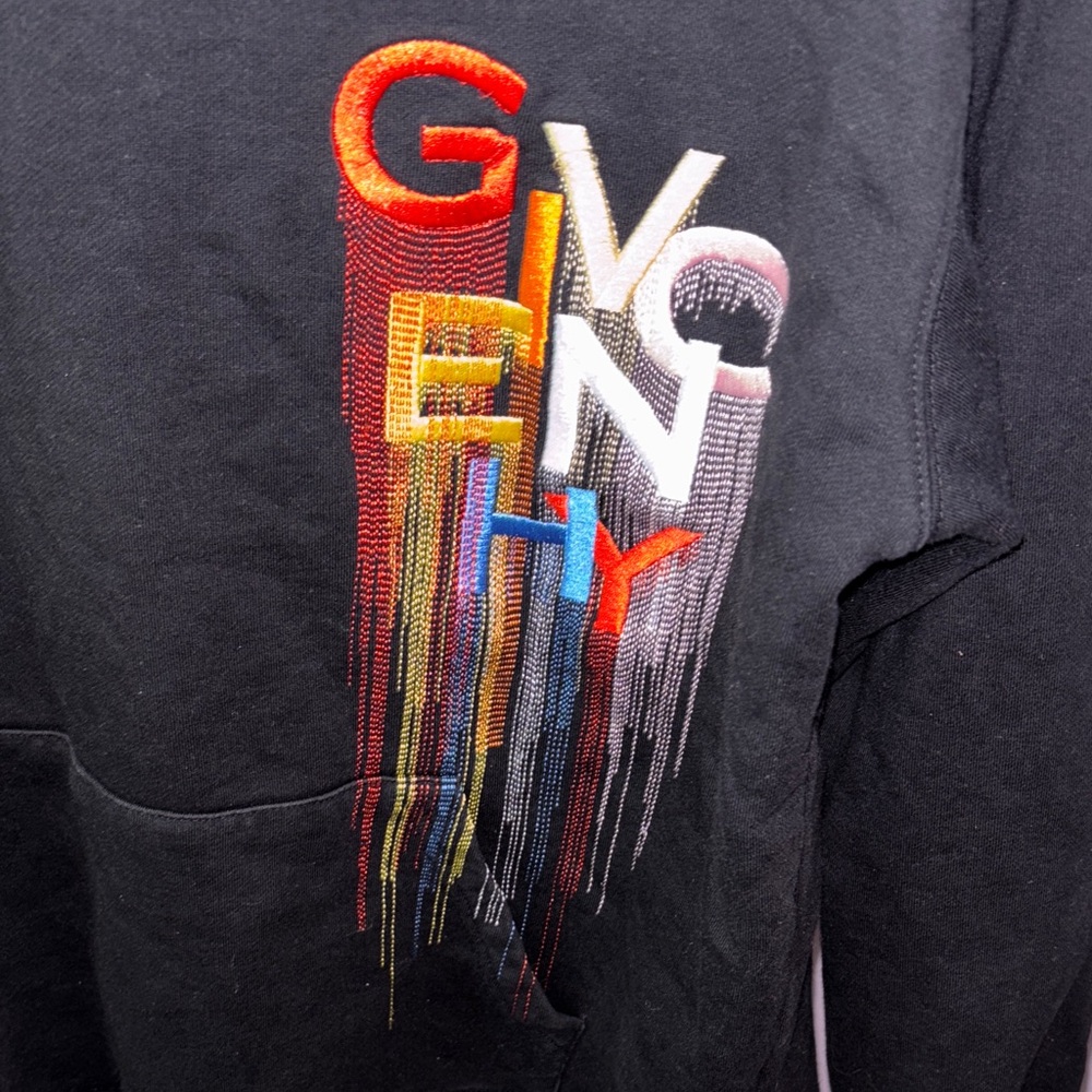Flash sale 🎉 Givenchy Paris Cotton Pull Over Hoodie with Multicolor Drip Logo - Picture 4 of 11